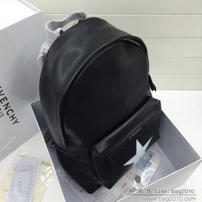 GlVENCHY紀梵希 爆款 頭層牛皮 原版亞銀五金 織帶＋兩顆小金屬五角星 休閒雙肩包 潮人必備款  tsg1228
